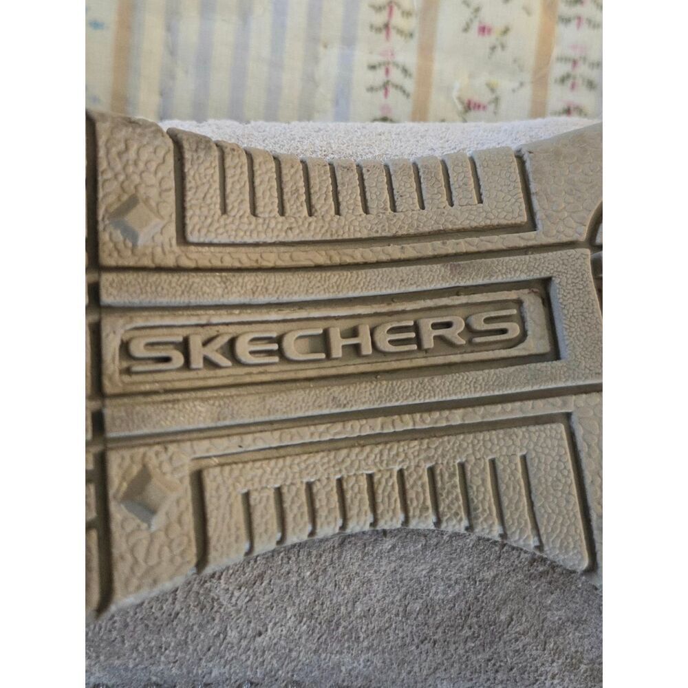 💐SKECHERS Suede Taupe Comfy Flat - Picture 8 of 8